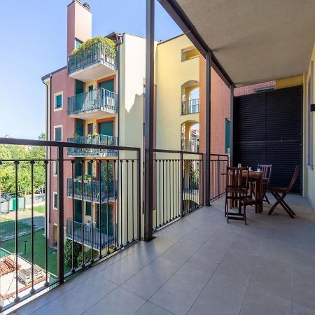 The Best Rent - Spacious Three-Bedroom Apartment With Terrace Mailand Exterior foto