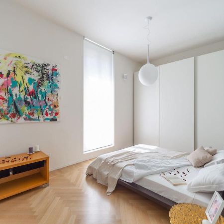 The Best Rent - Spacious Three-Bedroom Apartment With Terrace Mailand Exterior foto