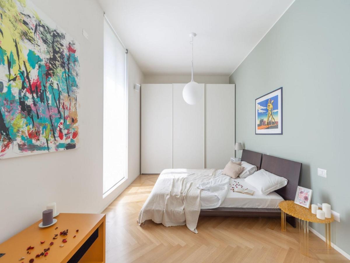 The Best Rent - Spacious Three-Bedroom Apartment With Terrace Mailand Exterior foto