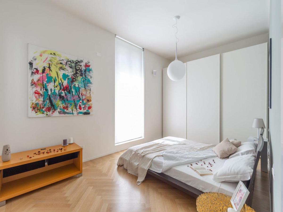The Best Rent - Spacious Three-Bedroom Apartment With Terrace Mailand Exterior foto